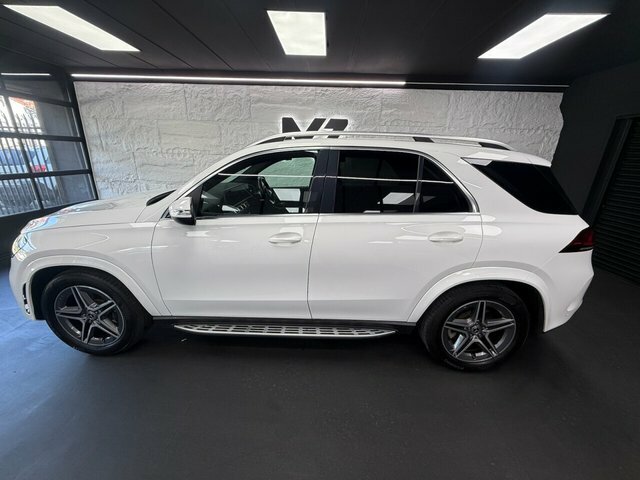Mercedes-Benz GLE Class 2.0 Gle300d Amg Line Suv G-tronic 4Mati White #3