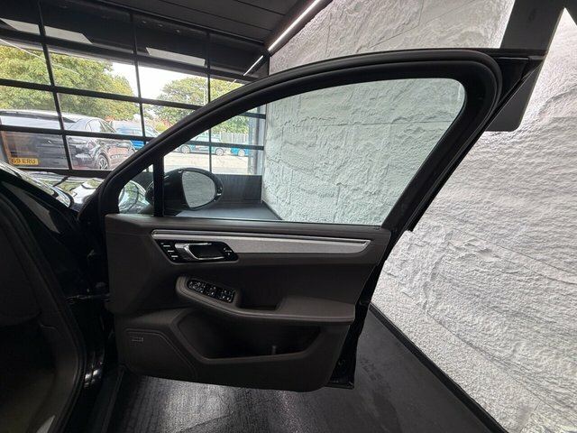 Porsche Macan 3.0 Td V6 S Pdk 4Wd Euro 6 Ss White #20
