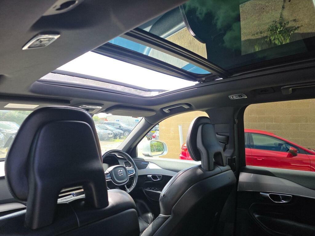 Volvo XC90 T8 Twin Engine R-design Black #45