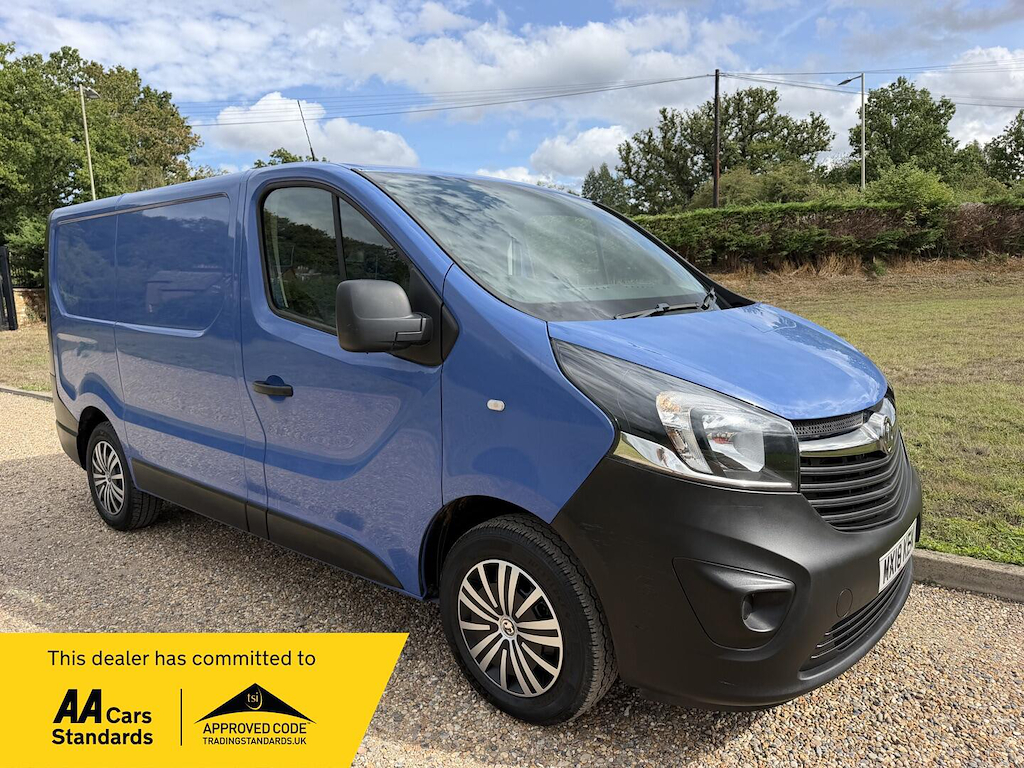 Vauxhall Vivaro 1.6 L 1.6 Cdti 2700 Biturbo Ecotec L1 H1 Euro 6 S Blue