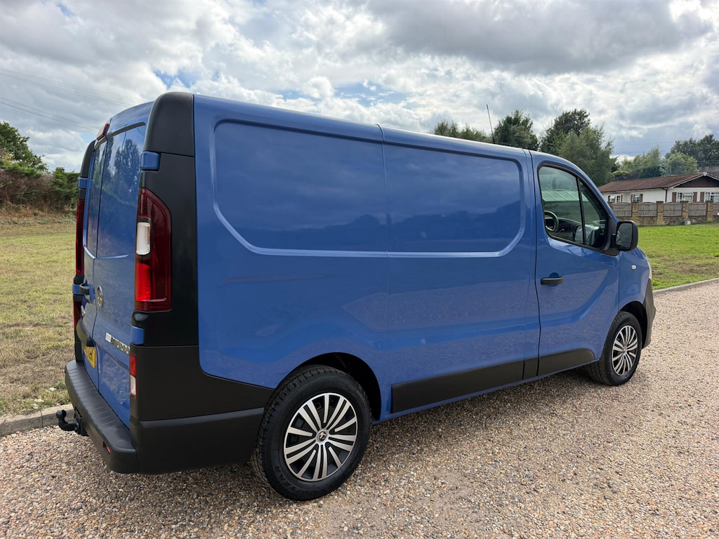 Vauxhall Vivaro 1.6 L 1.6 Cdti 2700 Biturbo Ecotec L1 H1 Euro 6 S Blue #6