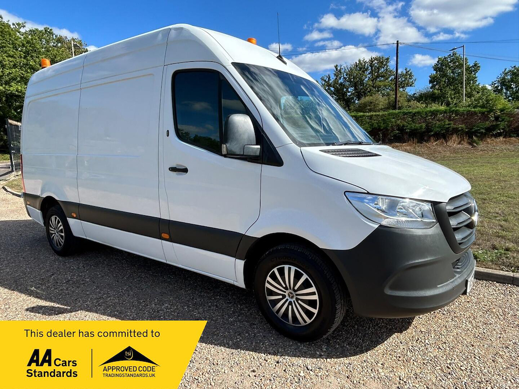 Mercedes-Benz Sprinter 2.0 L 2.0 315 Cdi Progressive Rwd L2 H2 Euro 6 S White