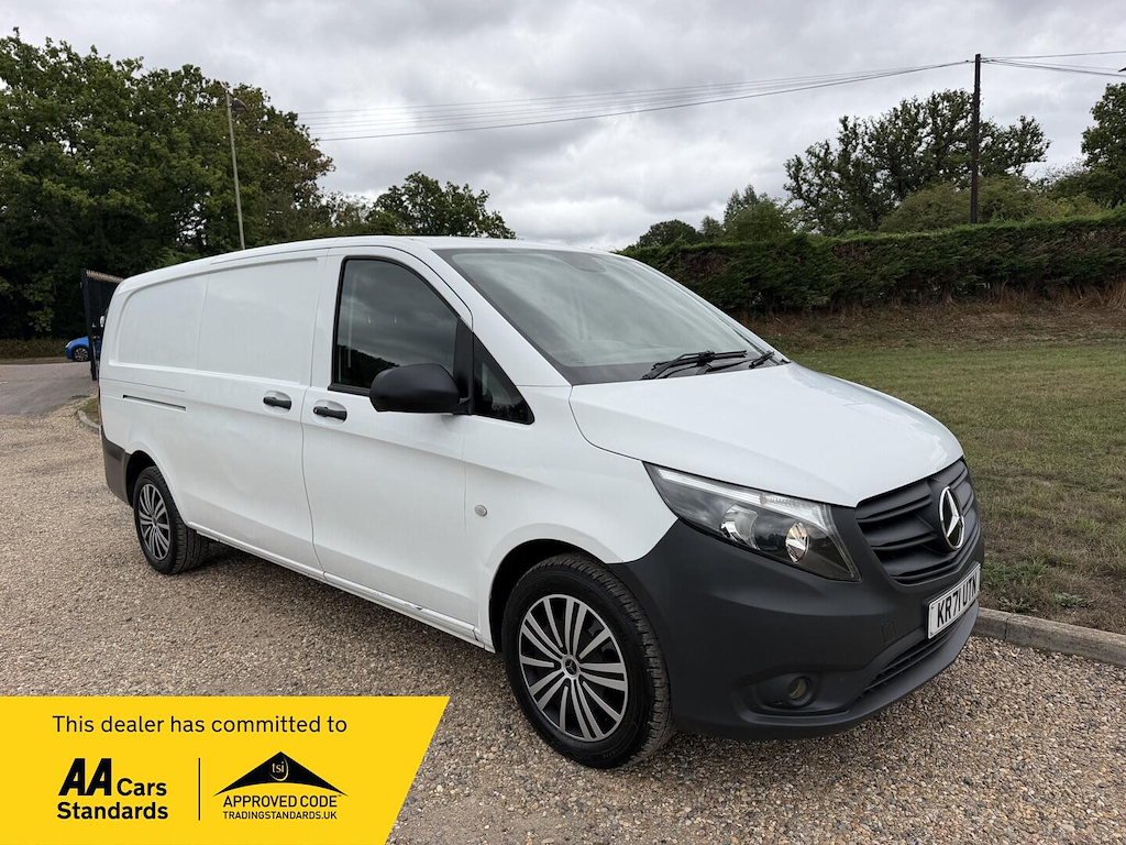 Mercedes-Benz Vito 2.0 L 2.0 116 Cdi Progressive G-tronic Rwd L3 Euro White