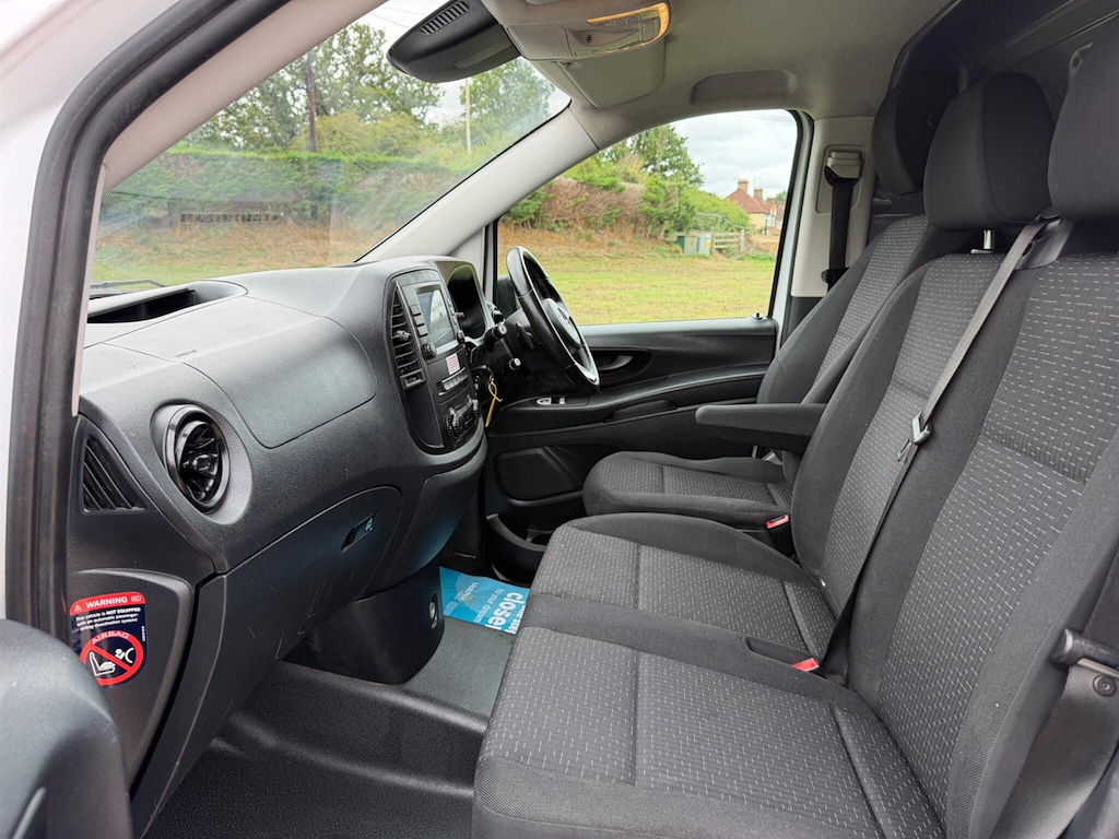 Mercedes-Benz Vito 2.0 114 Cdi Select Black #14