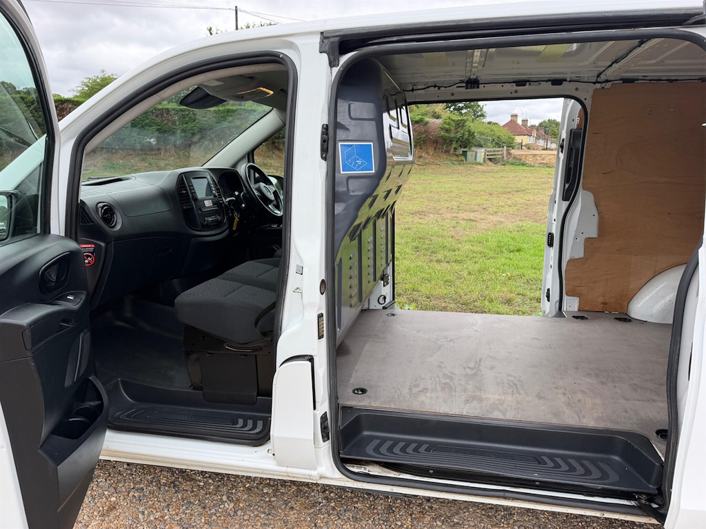 Mercedes-Benz Vito 2.0 114 Cdi Select Black #13