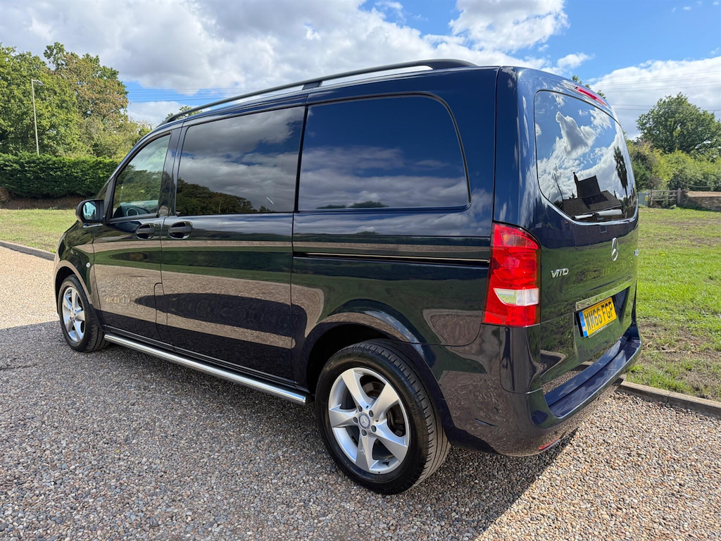 Mercedes-Benz Vito 111Cdi Van Black #10