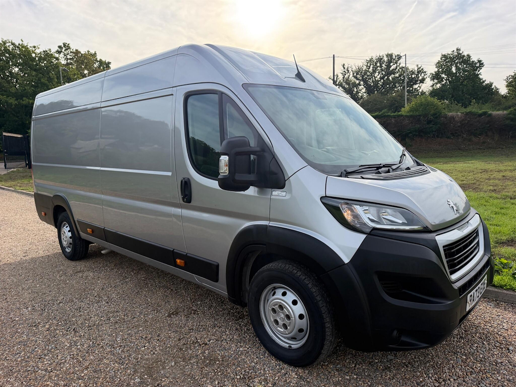 Peugeot Boxer Diesel White #8