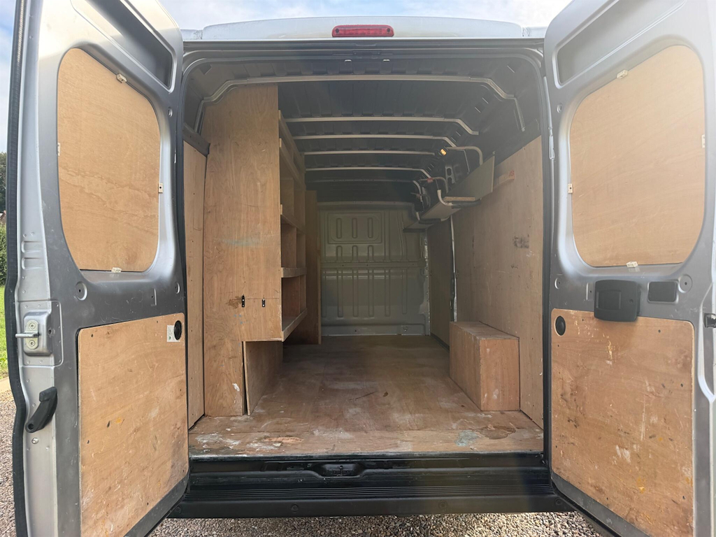 Peugeot Boxer Diesel White #17