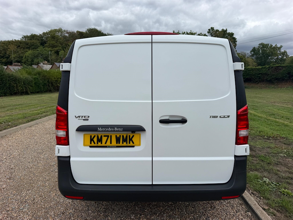 Mercedes-Benz Vito 2.0 L 2.0 116 Cdi Progressive G-tronic Rwd L3 Euro White #4