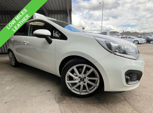 Kia RIO 1.4 Ecodynamics 4 Hatchback Euro White #2