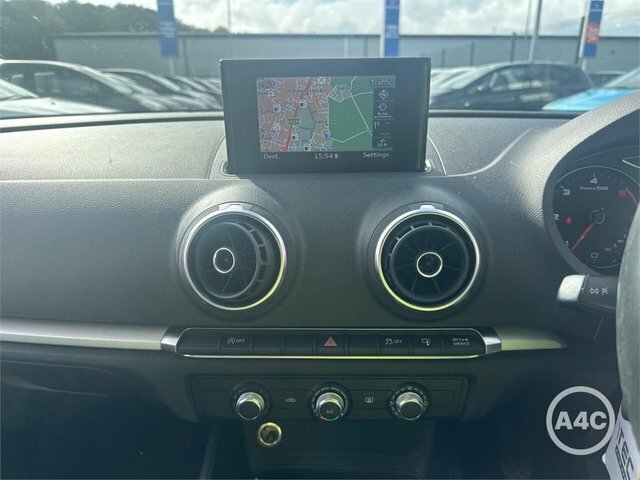 Audi A3 2.0 Tdi Se Technik Sportback Eur FM15NBK Black #4
