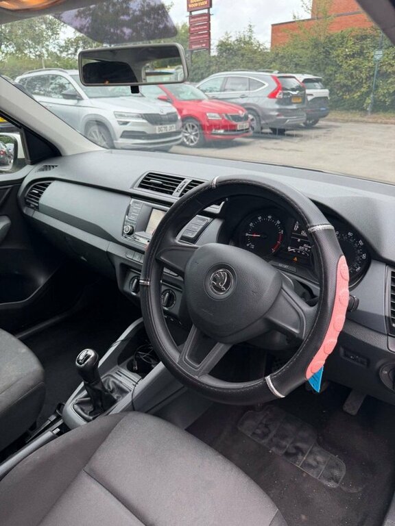 Skoda Fabia 1.0 S Hatchback Euro 6 S S 60 White #3