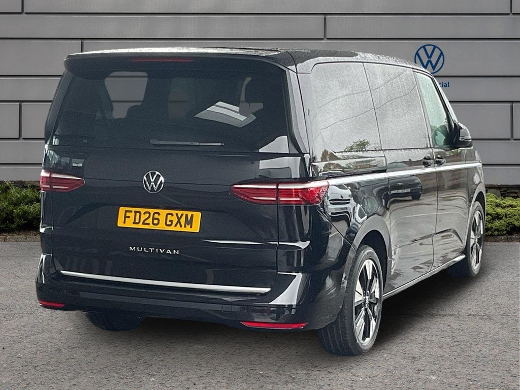 Volkswagen Multivan 2.0 Tdi Style Long Mpv Dsg Euro 6 Ss Black #4
