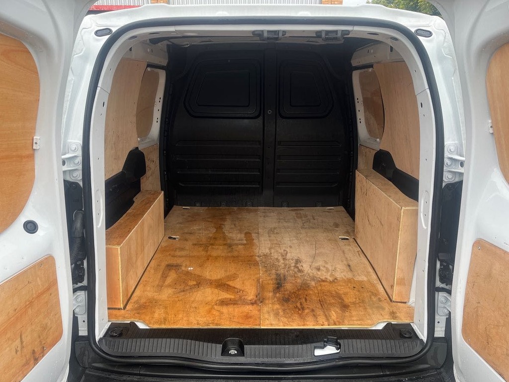 Renault Kangoo Advance White #10