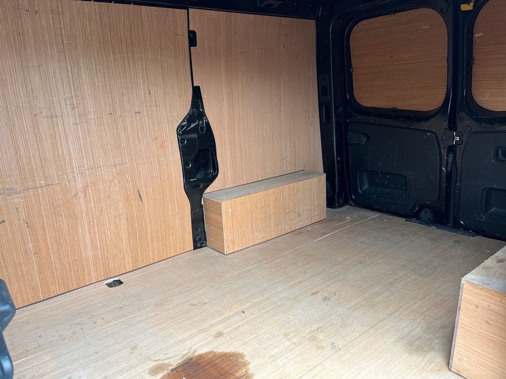 Nissan Primastar 2.0 Dci 30 Tekna Panel Van Grey #9