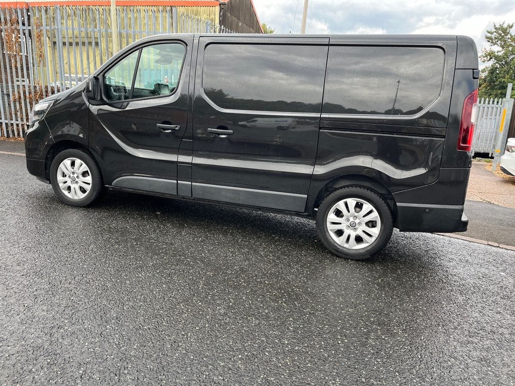 Nissan Primastar 2.0 Dci 30 Tekna Panel Van Grey #40