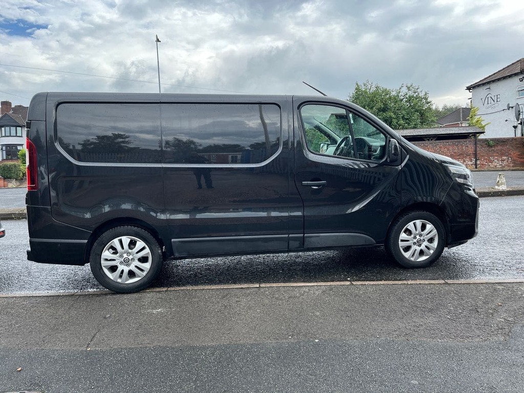 Nissan Primastar 2.0 Dci 30 Tekna Panel Van Grey #37
