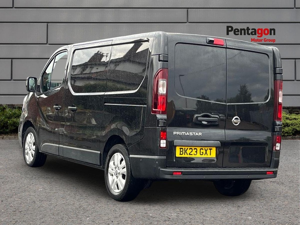 Nissan Primastar 2.0 Dci 30 Tekna Panel Van Grey #2