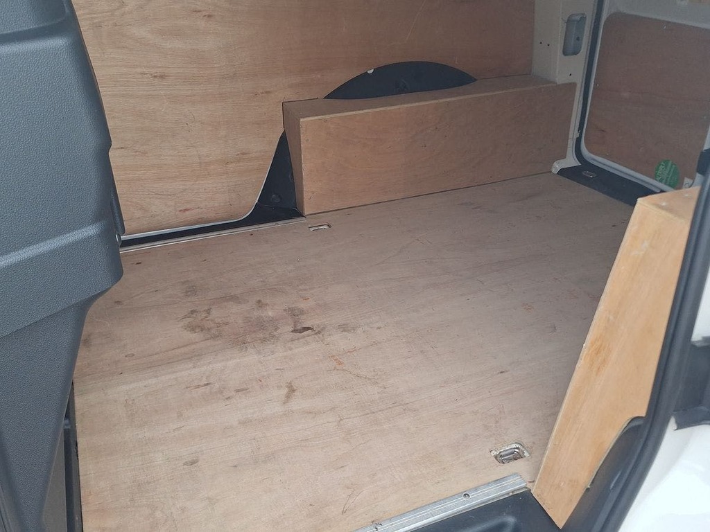 Volkswagen Caddy Panel Van C20 Cargo Commerce Maxi 102 Ps 2.0 T White #9