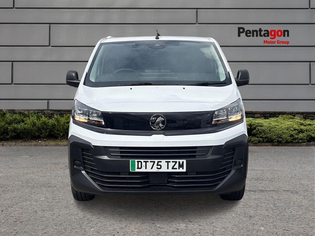 Vauxhall Vivaro Prime Black #12