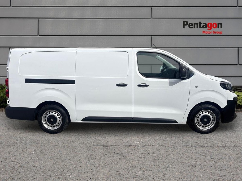 Vauxhall Vivaro Prime Black #10