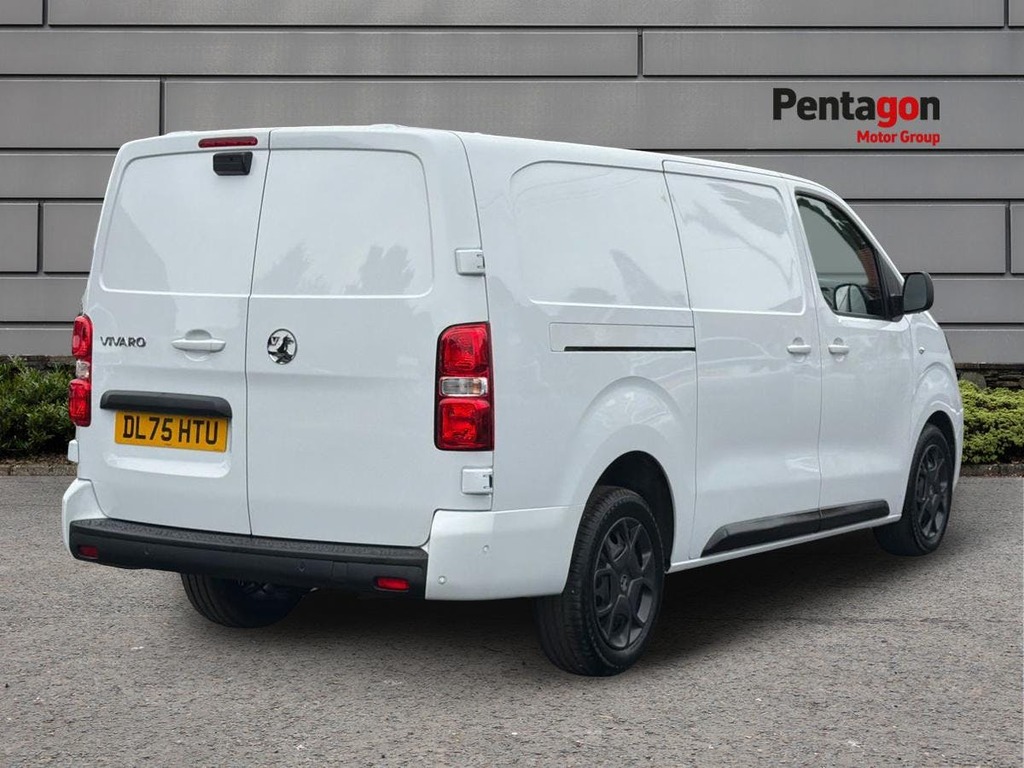 Vauxhall Vivaro 1.5 Turbo D Pro Xl Panel Van 6Dr Lwb White #4