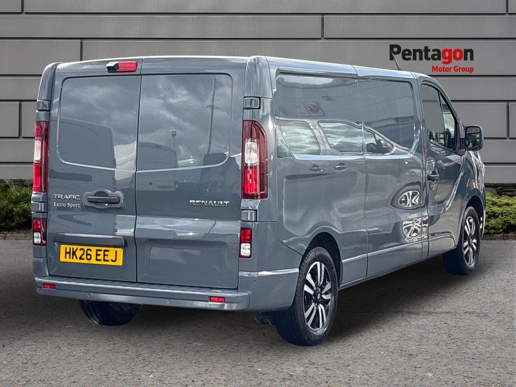 Renault Trafic 2.0 Dci Blue Ll30 Extra Sport Panel Van Grey #4