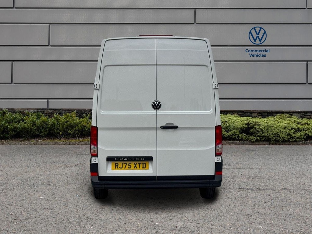 Volkswagen Crafter Cr35 Panel Van Commerce Plus Mwb 140 Ps 2.0 Tdi 8S Blue #14