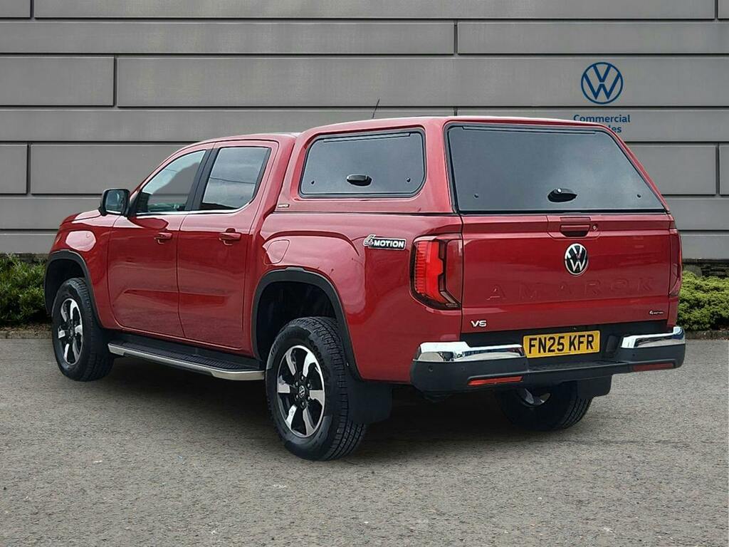 Volkswagen Amarok 3.0 Tdi V6 Style Pickup Double Cab Red #2