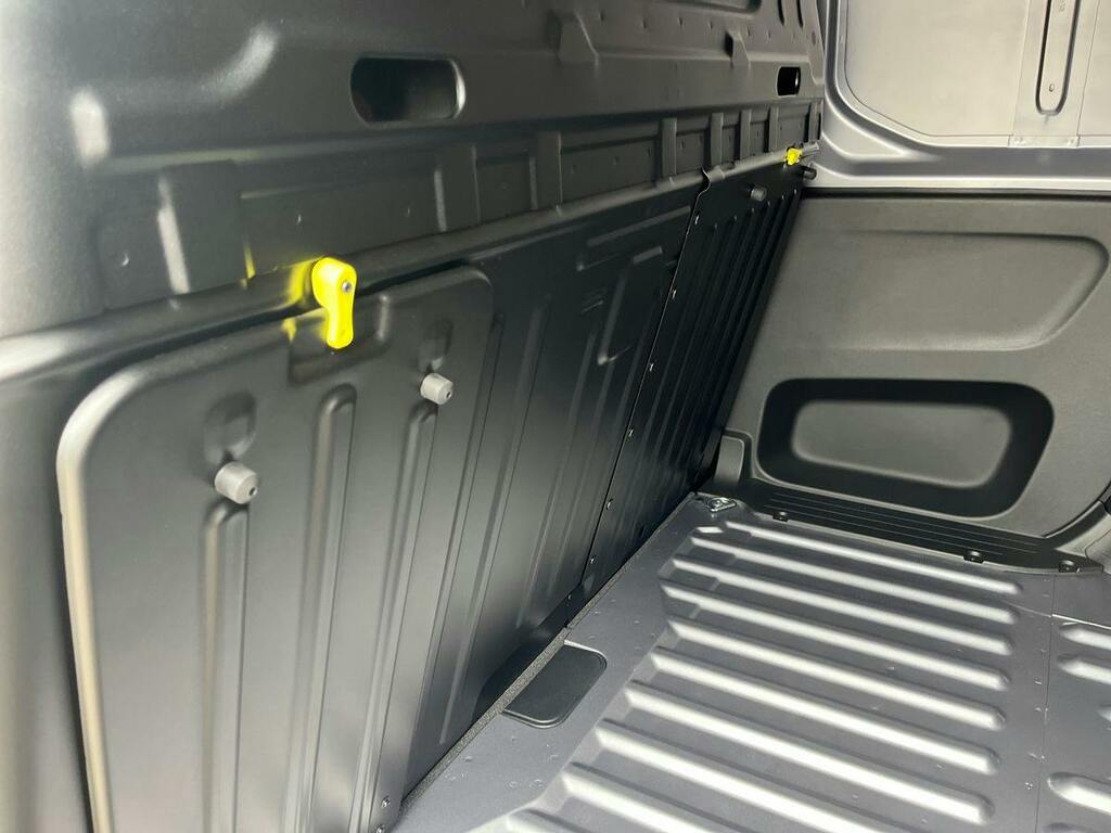 Citroen Berlingo 1.5 D 130Ps Van Driver Eat8 Grey #16