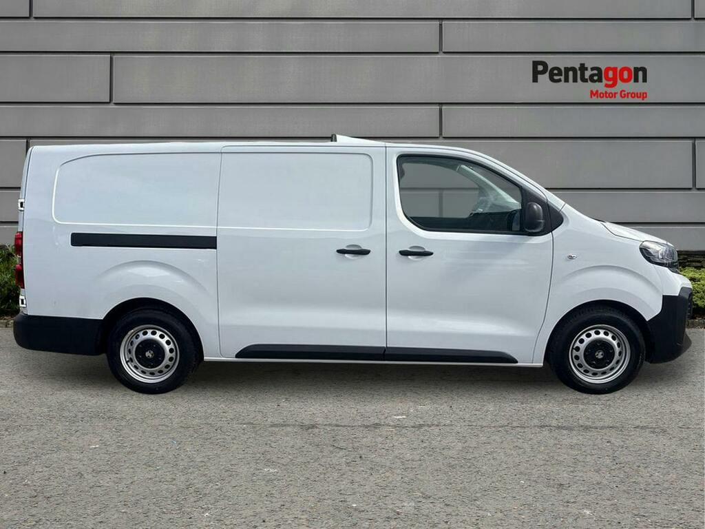 Vauxhall Vivaro 1.5 Turbo D 120 Pro H1 Van White #10