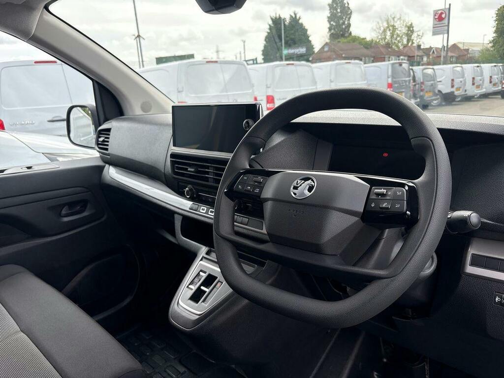 Vauxhall Vivaro 1.5 Turbo D 120 Pro H1 Van White #5