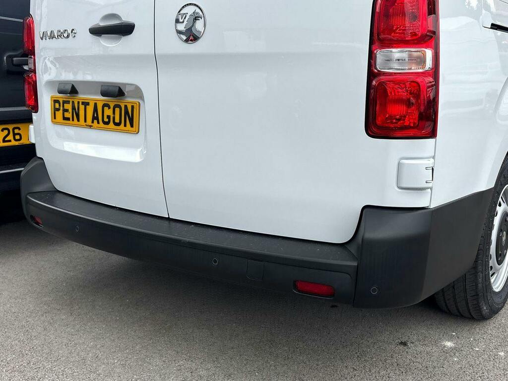 Vauxhall Vivaro 1.5 Turbo D 120 Pro H1 Van White #16