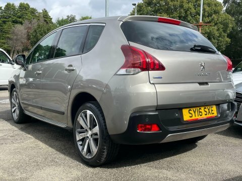 Peugeot 3008 1.6 Bluehdi Allure Grey #4