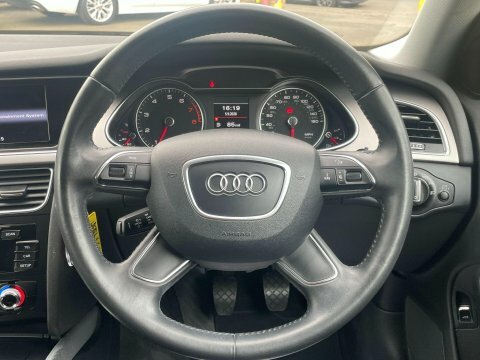 Audi A4 Saloon 2.0 Tdi Se Technik Multitronic Euro 5 Ss Black #26