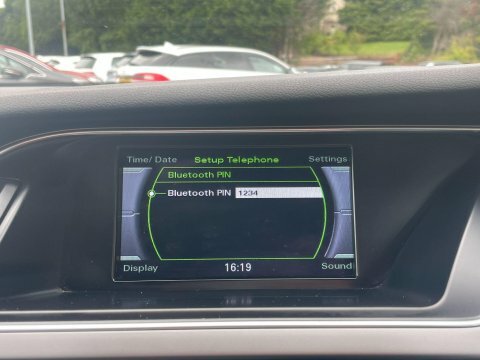 Audi A4 Saloon 2.0 Tdi Se Technik Multitronic Euro 5 Ss Black #22