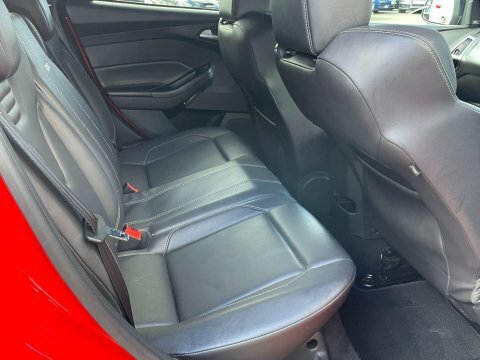 Ford Focus 1.5 Zetec Edition Tdci 118 Bhp Black #16