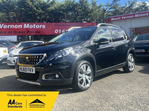 Peugeot 2008 1.2 Puretech Allure Black