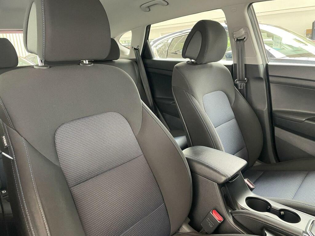 Hyundai Tucson 1.7 Crdi Blue Drive Se Dct Euro 6 Ss Grey #2