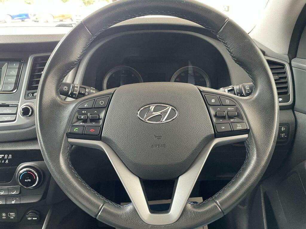 Hyundai Tucson 1.7 Crdi Blue Drive Se Dct Euro 6 Ss Grey #4