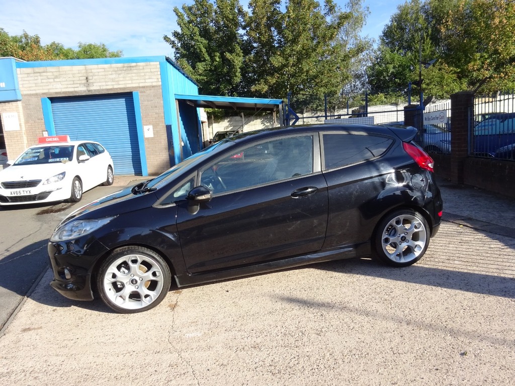 Ford Fiesta 1.6 134 Metal Black #4