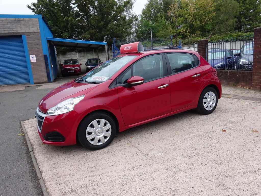 Peugeot 208 Active White #2