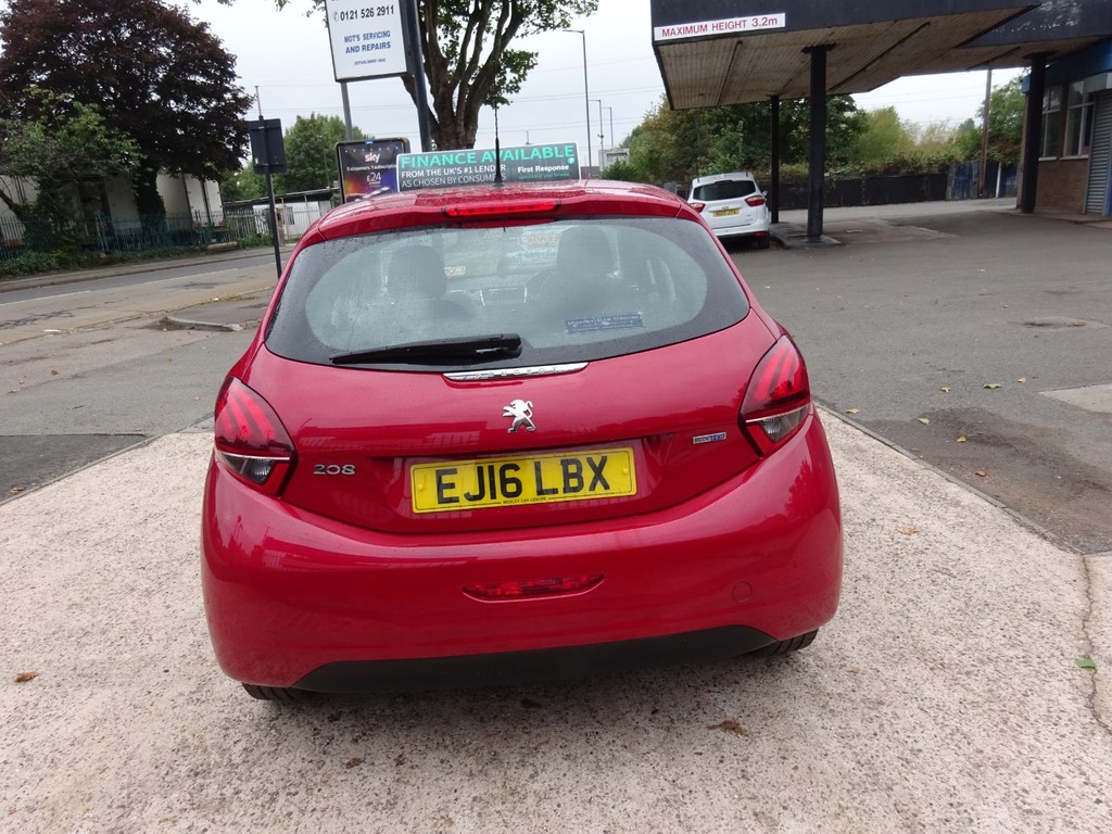 Peugeot 208 Active White #5