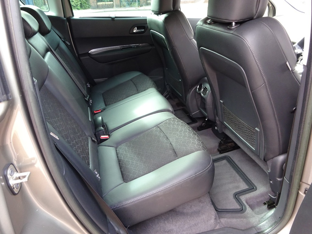 Peugeot 3008 1.6L Active Blue #14