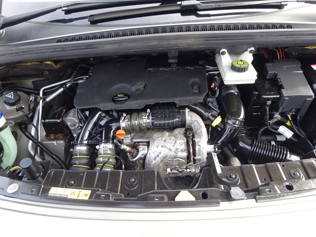 Peugeot 3008 1.6L Active Blue #18