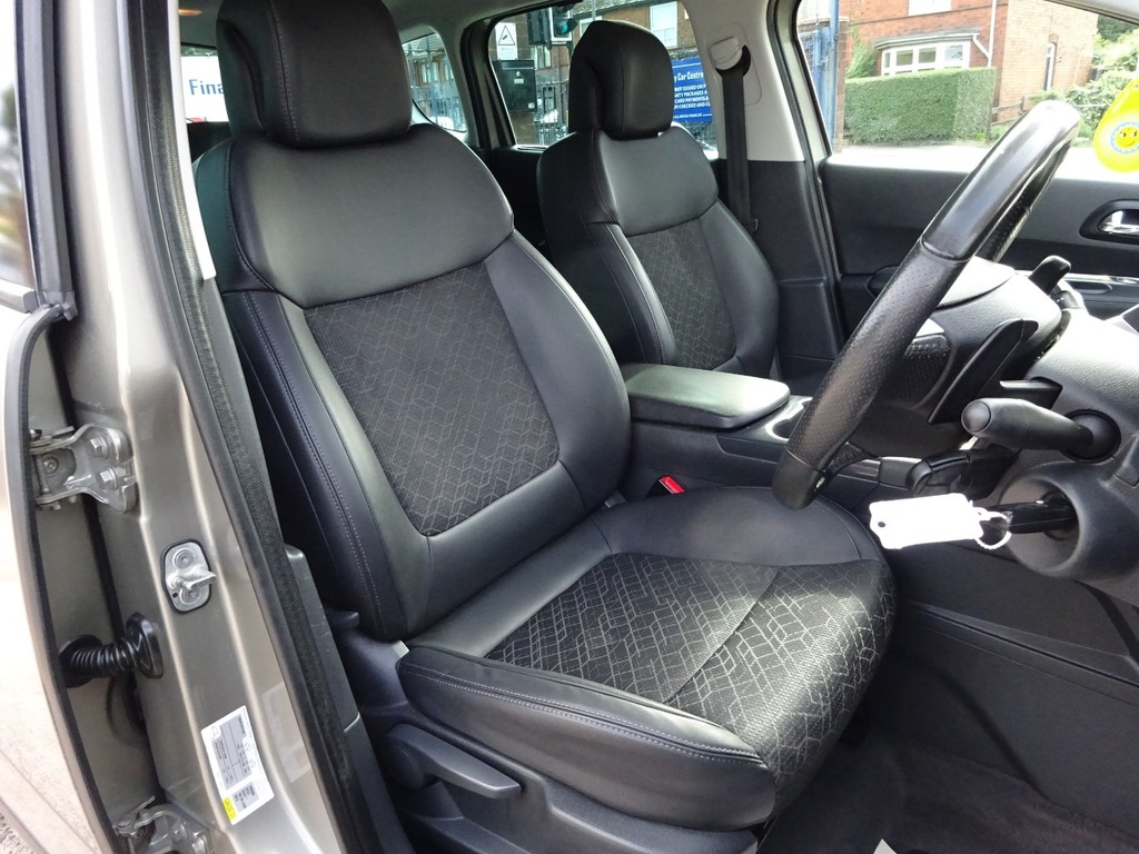Peugeot 3008 1.6L Active Blue #10