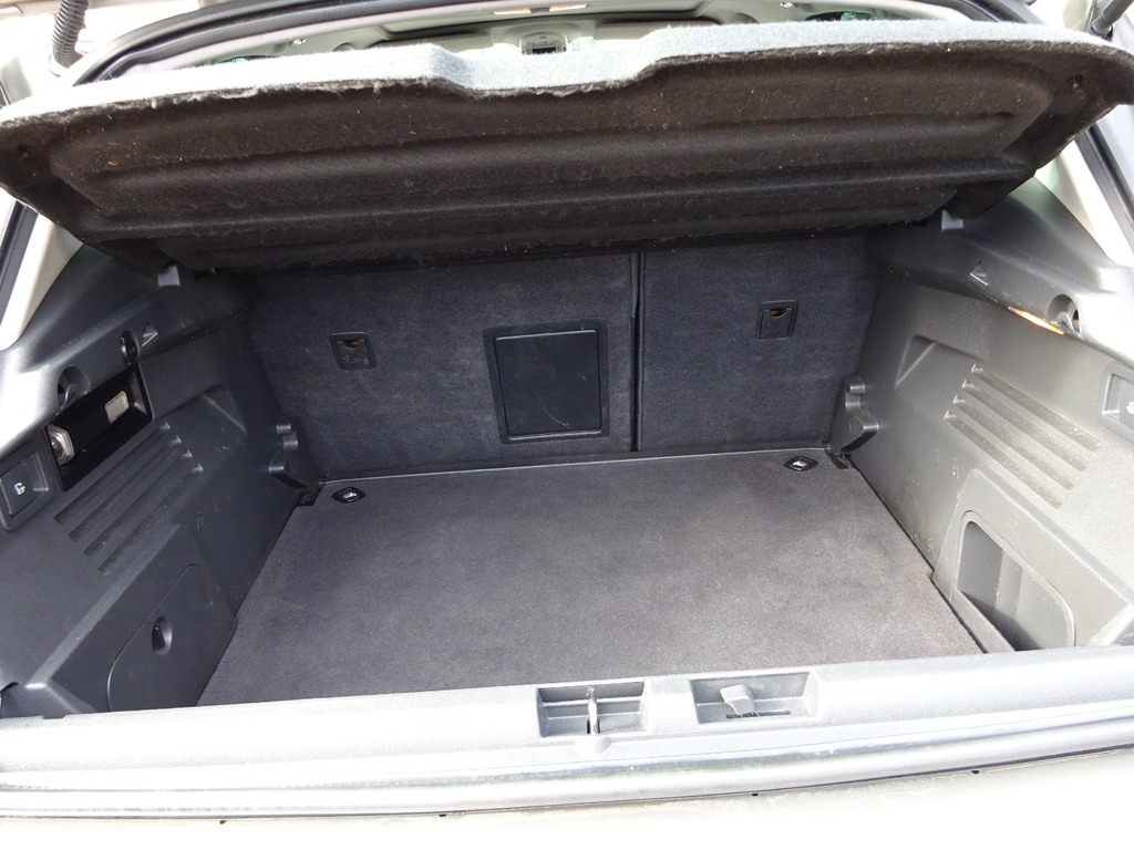 Peugeot 3008 1.6L Active Blue #15
