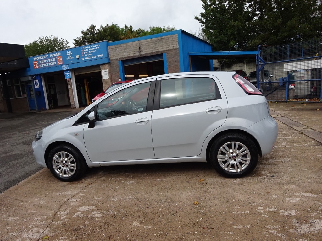 Fiat Punto 1.4 Easy White #4
