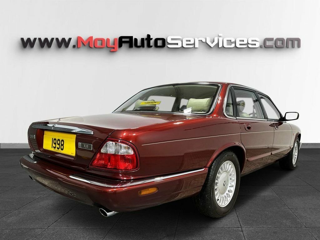 Jaguar XJ 3.2 Xj8 Saloon 288 Gkm, 240 Red #4