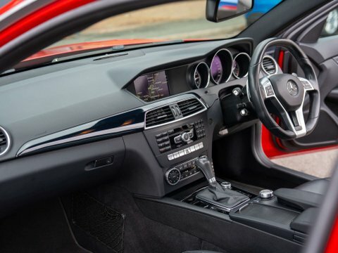 Mercedes-Benz C Class 6.2 C63 Amg  Red #4